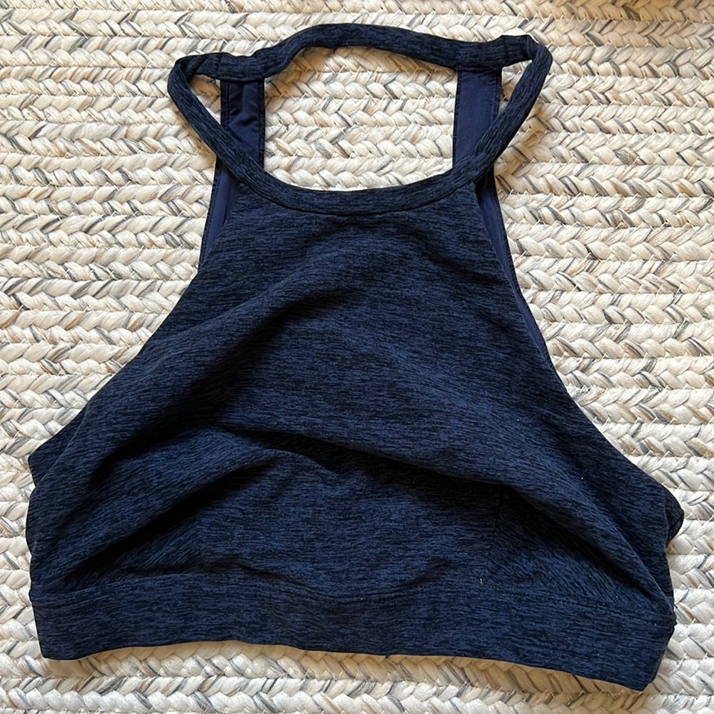Alo Yoga Alosoft Bra in Navy in XS